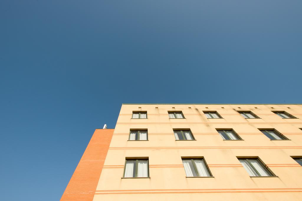 Meditur Hotel Pomezia Kültér fotó